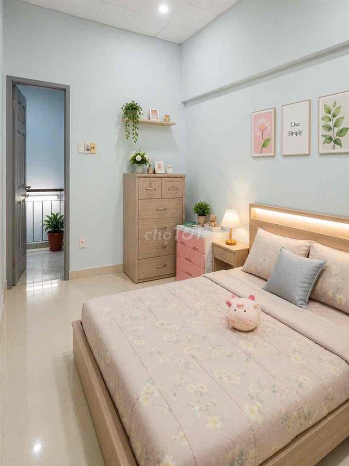 Nhà bán 2 tầng (3m x 11m) công nhận 56m2 gần đại học công thương