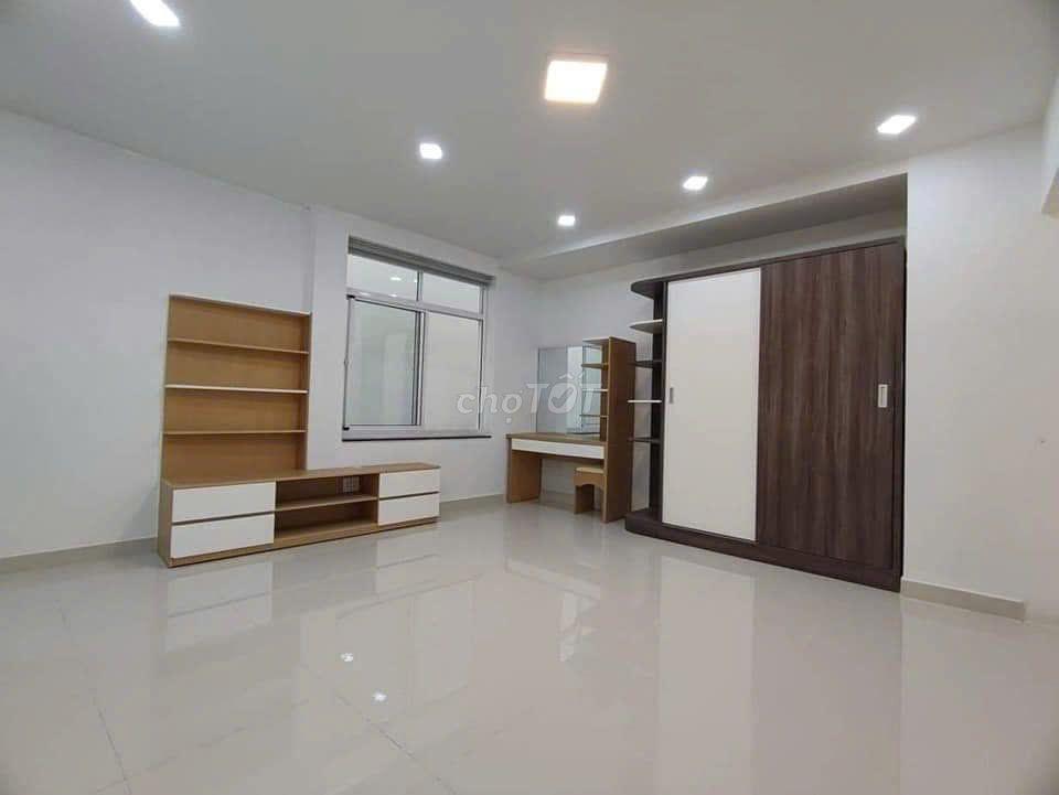 Cho thuê gấp nhà MT 170A  Cống Lỡ, P.15, Q.Tân Bình