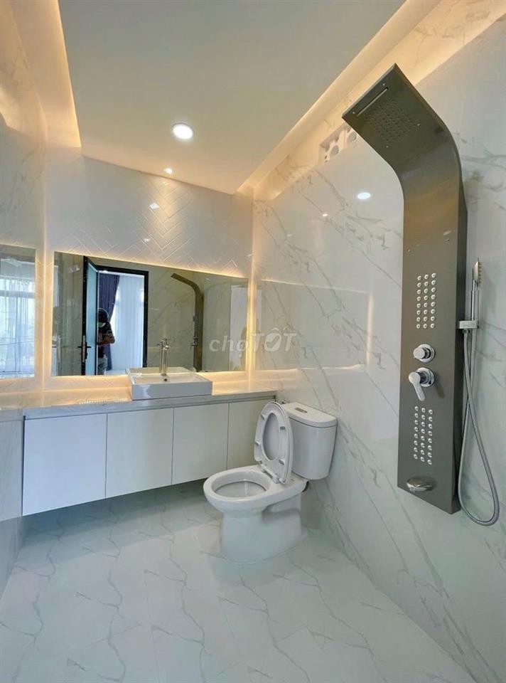 Cho thuê gấp nhà MT 268A Thạch Lam, P. Phú Thạnh, Q.Tân Phú