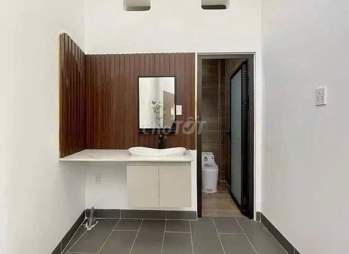 Cho thuê nhà góc 2 MT 295A Tân Kỳ Tân Quý, P.Tân Sơn Nhì, Q.Tân Phú 