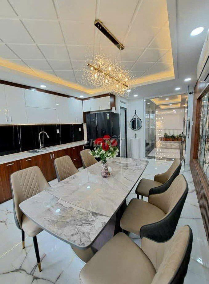 Cần cho thuê gấp HXT 118/5B Phan Huy Ích Phường 15, Q.Tân Bình. 