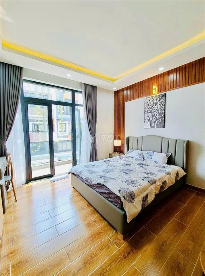 Cần cho thuê gấp HXT 118/5B Phan Huy Ích Phường 15, Q.Tân Bình. 