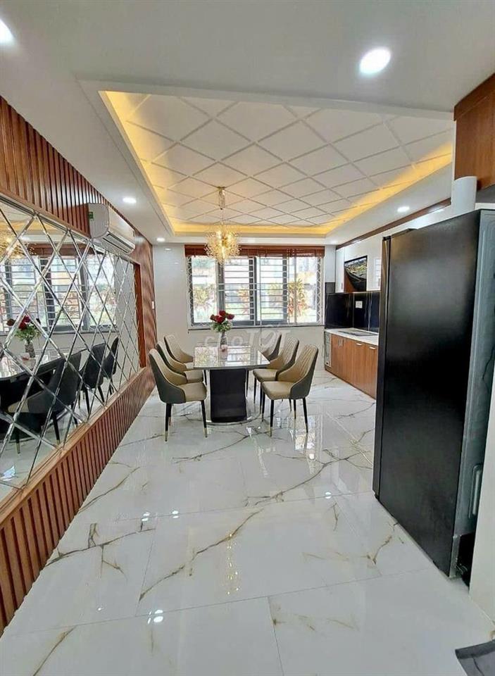 Cần cho thuê gấp HXT 118/5B Phan Huy Ích Phường 15, Q.Tân Bình. 