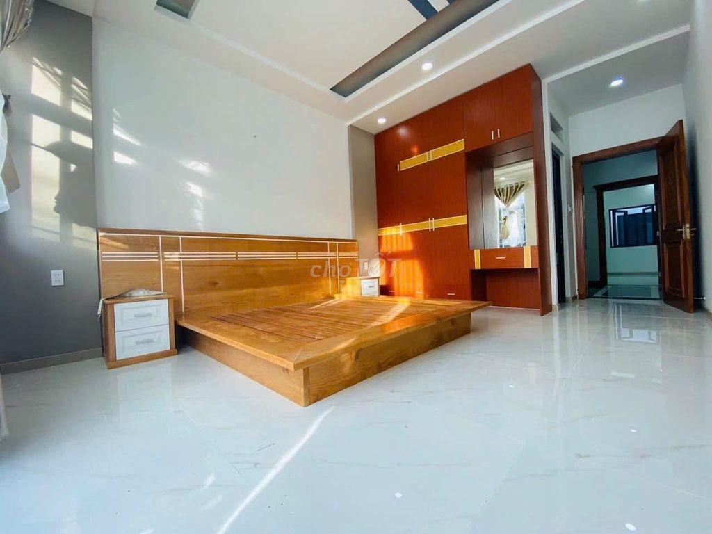 Cho thuê nhà HXH 571/3A Phạm Văn Bạch P.15 Q.TB gần Cống Lỡ