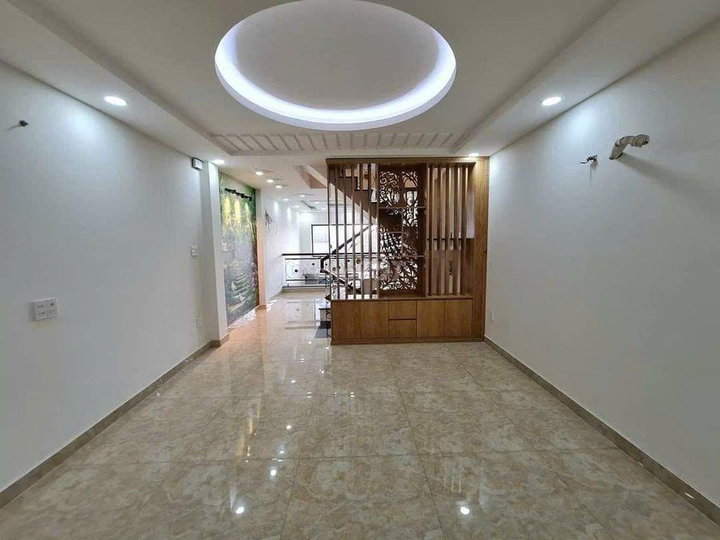 Cho thuê gấp nhà MT 33B Hiền Vương, P. Phú Thạnh, Q. Tân Phú 