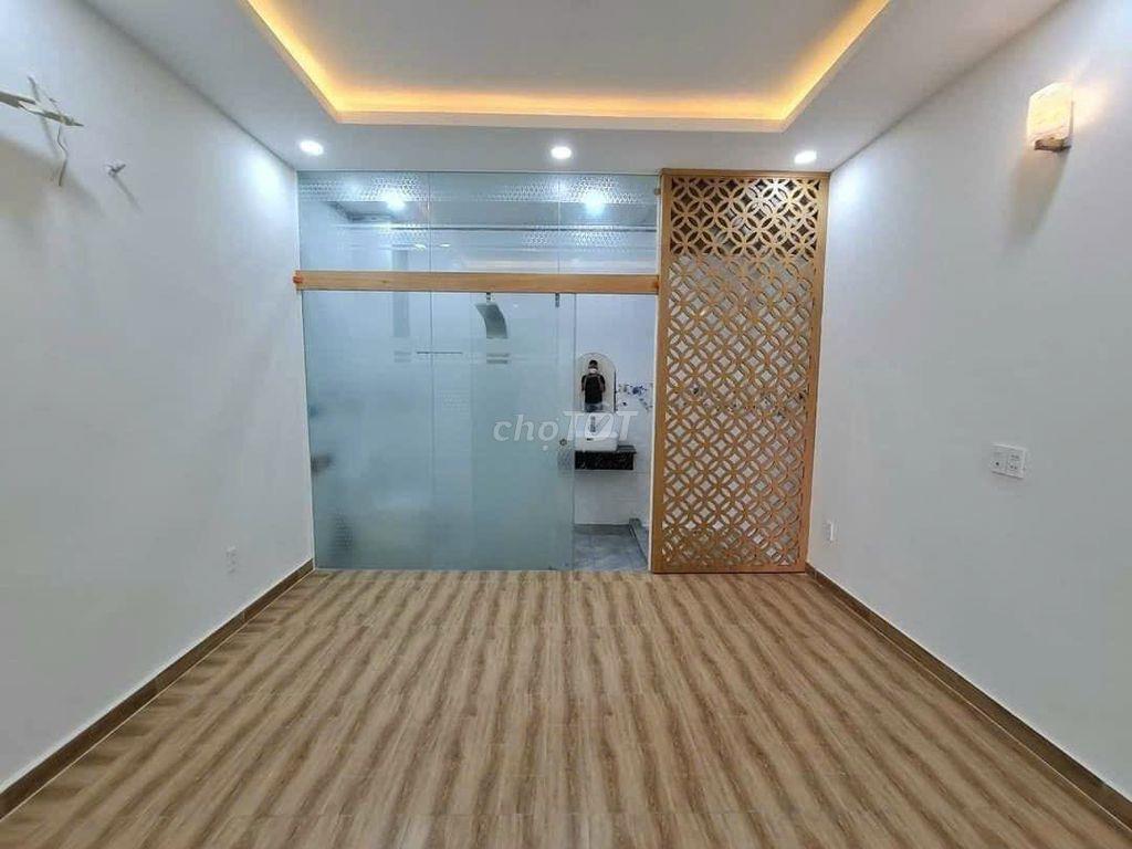 Cho thuê gấp nhà MT 33B Hiền Vương, P. Phú Thạnh, Q. Tân Phú 