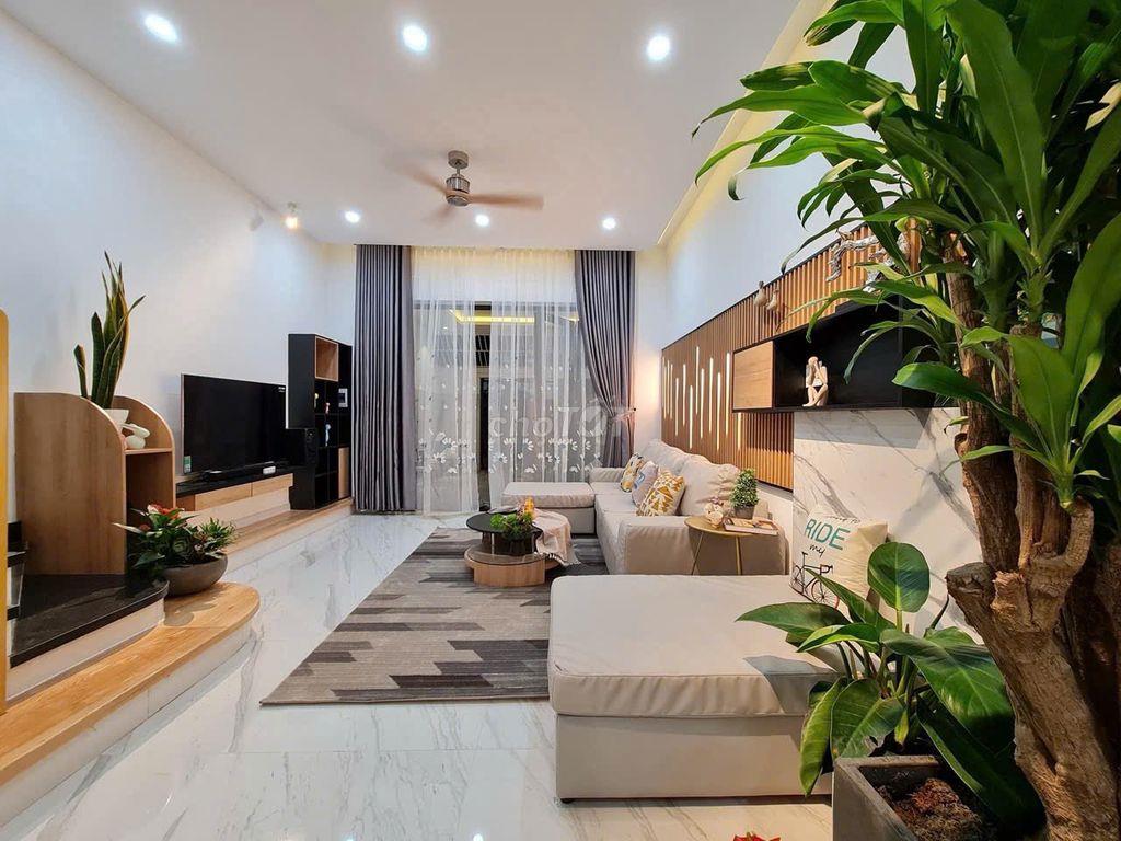 Cho thuê nhà MT 107B Cây Keo gần Hoà Bình, P. Phú Thành, Q. Tân Phú