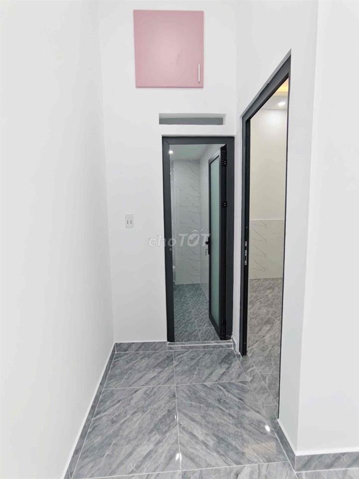 Nhà 1 lầu 5.5x10m2 Tỉnh Lộ 10,P.Bình Trị Đông A,Q.Bình Tân