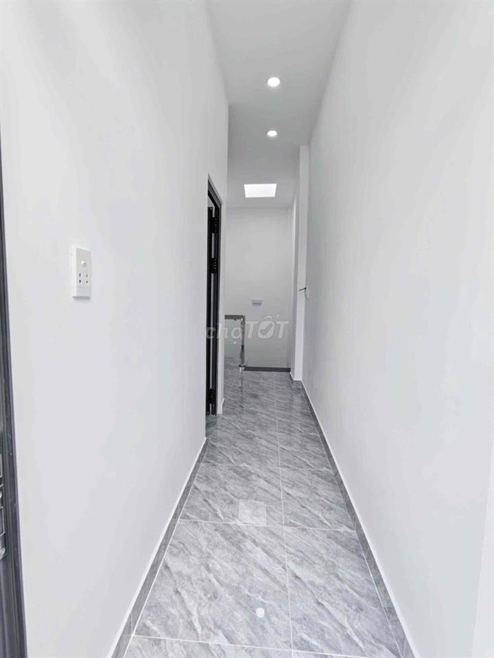Nhà 1 lầu 5.5x10m2 Tỉnh Lộ 10,P.Bình Trị Đông A,Q.Bình Tân