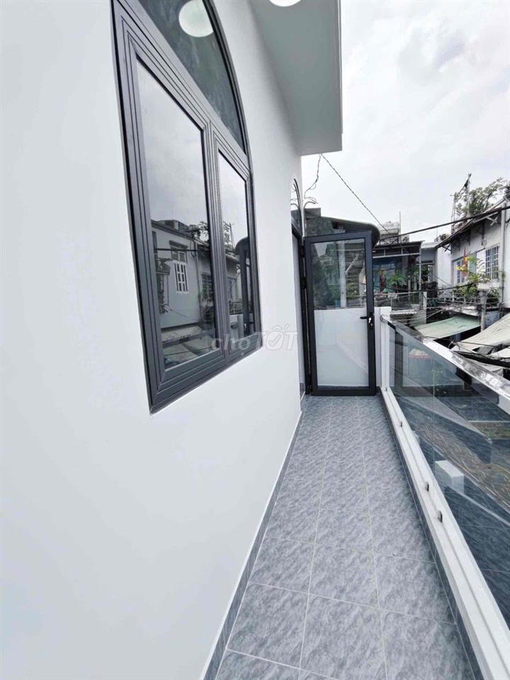 Nhà 1 lầu 5.5x10m2 Tỉnh Lộ 10,P.Bình Trị Đông A,Q.Bình Tân