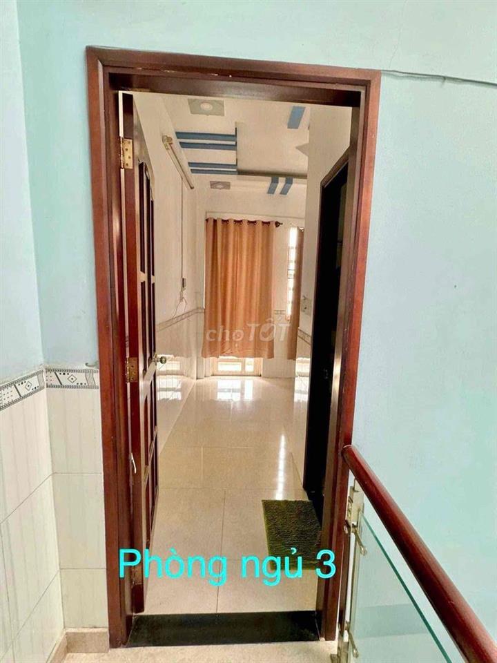 Nhà 2 lầu 4x10m2 Bình Trị Đông, Q.Bình Tân