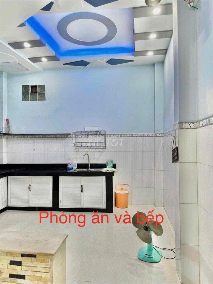 Nhà 2 lầu 4x10m2 Bình Trị Đông, Q.Bình Tân