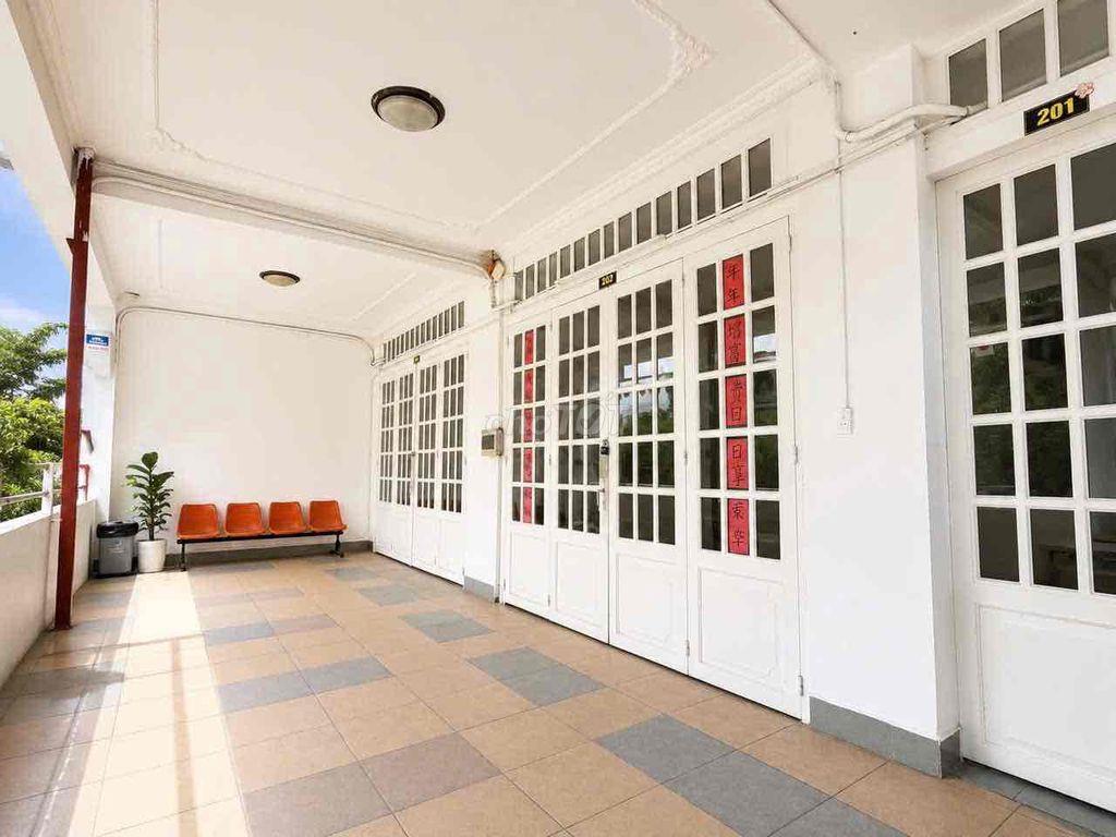 Nhà mặt phố 3tầng + sân thựơng  , 15phòng . Tân Phú