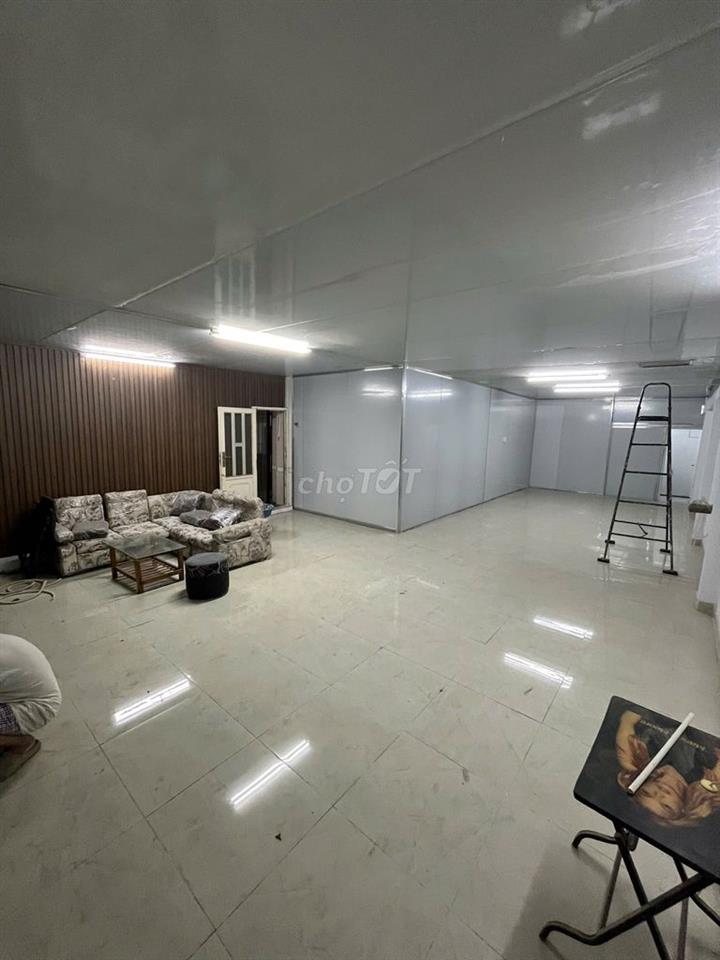 Nhà vừa ở vừa kinh doanh mặt tiền đường lớn