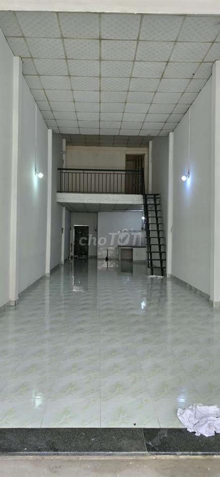 nhà cho thuê nguyên căn 4×20 có gác lửng