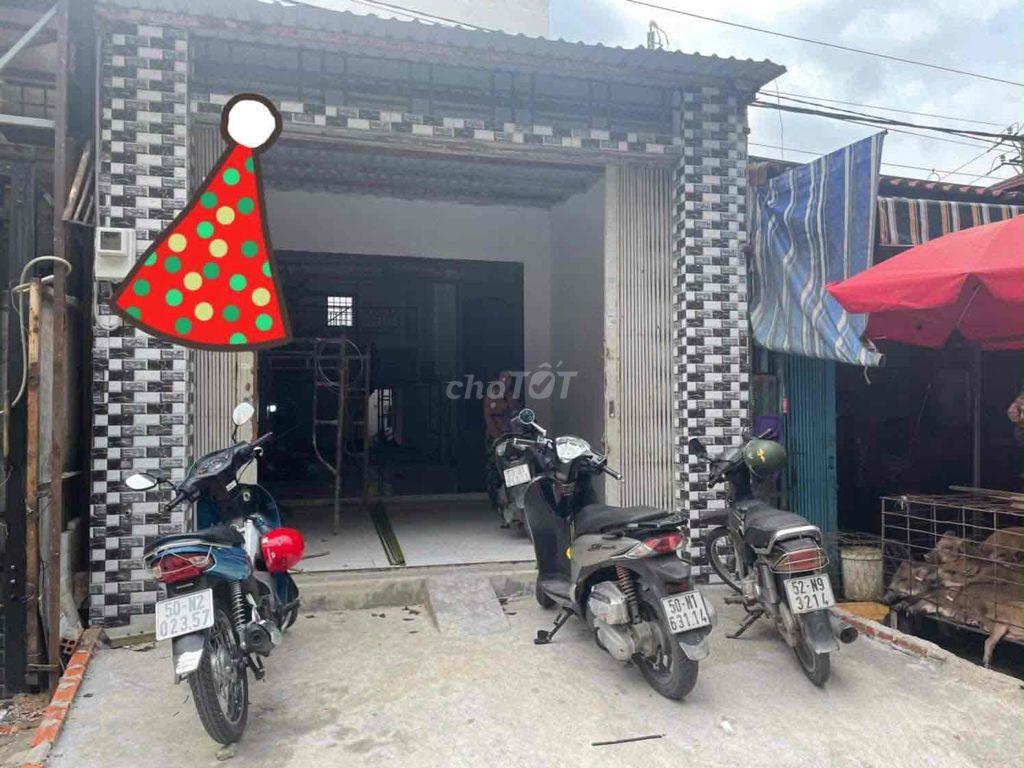 Cho thuê nhà mặt tiền Aeon Tân Phú