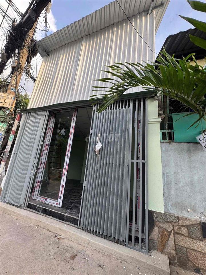 Cho Thuê Nhà Nguyên Căn MT Kinh Doanh Chiến Lược  📍DT: 14m2 1 Trệt 1 L