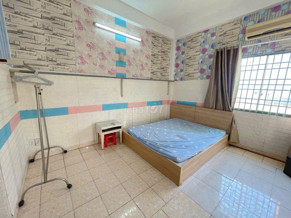 PHÒNG 40M2 CÓ KỆP BẾP BỒN RỬA CHÉN- TỦ LẠNH-MÁY LẠNH