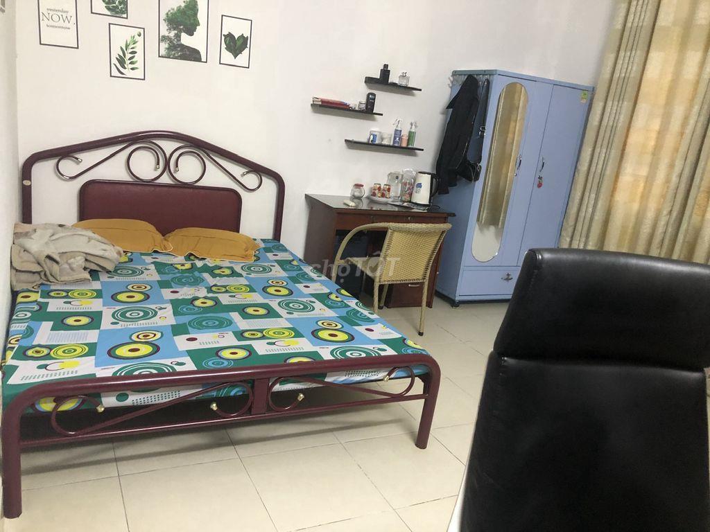 Cho thuê phòng lầu 1 đường hàm nghi quận 1 đi về tự do 