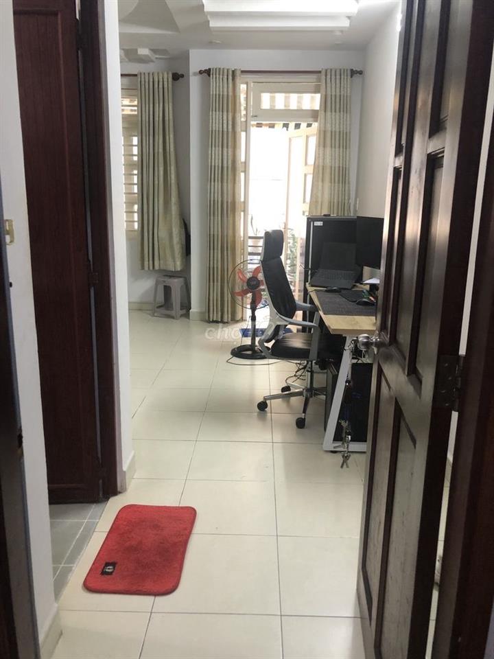 Cho thuê phòng lầu 1 đường hàm nghi quận 1 đi về tự do 