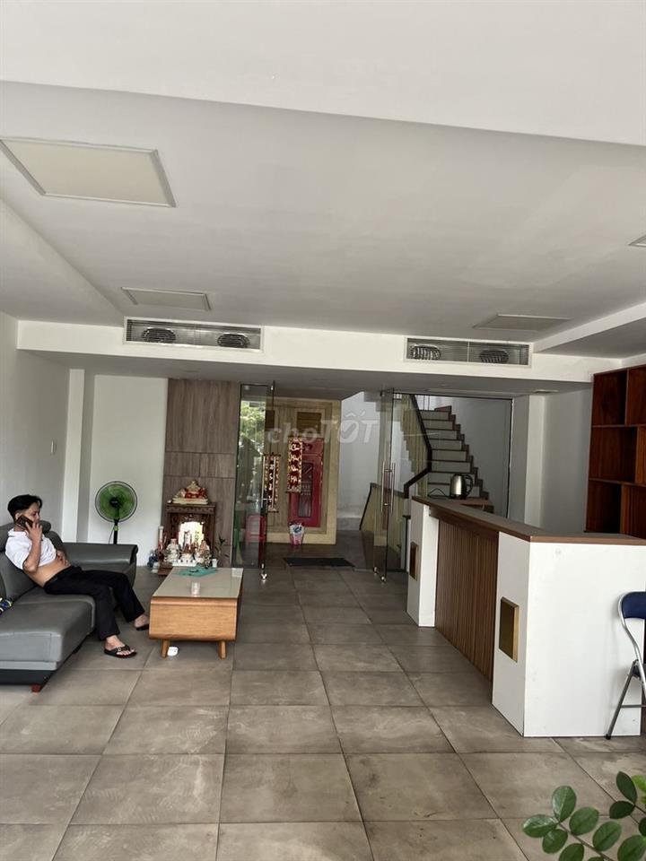 Cho thuê nhà 657 Điện Biên Phủ,f 25 , bình Thạnh