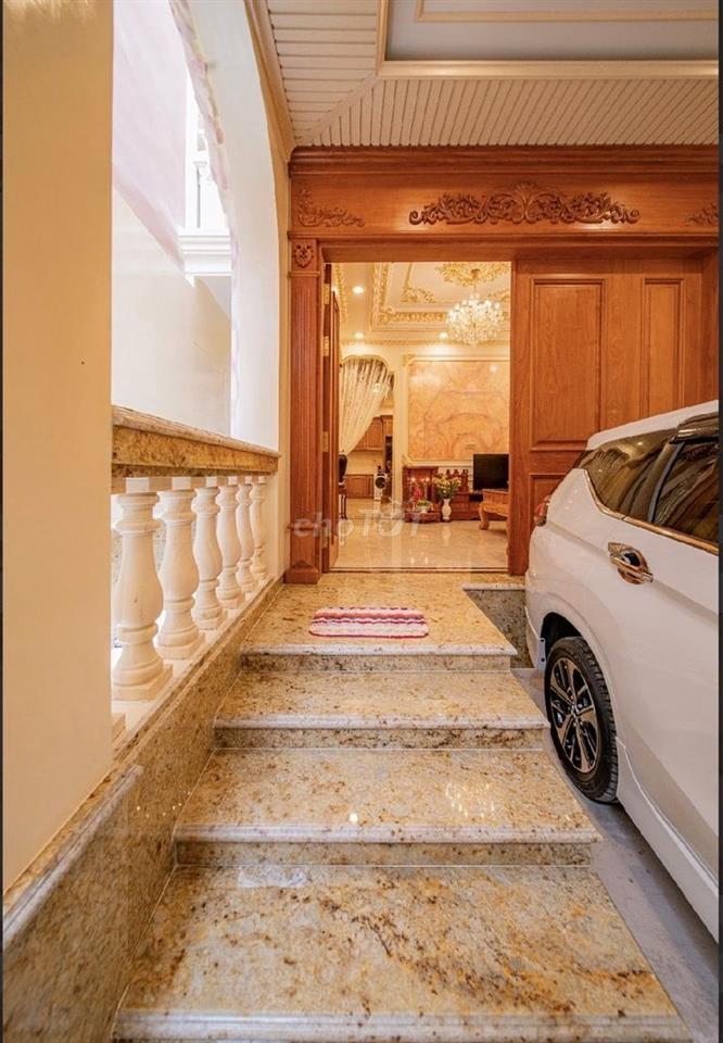 Nhà bán gấp mt đường 12 f cát lái tp hcm