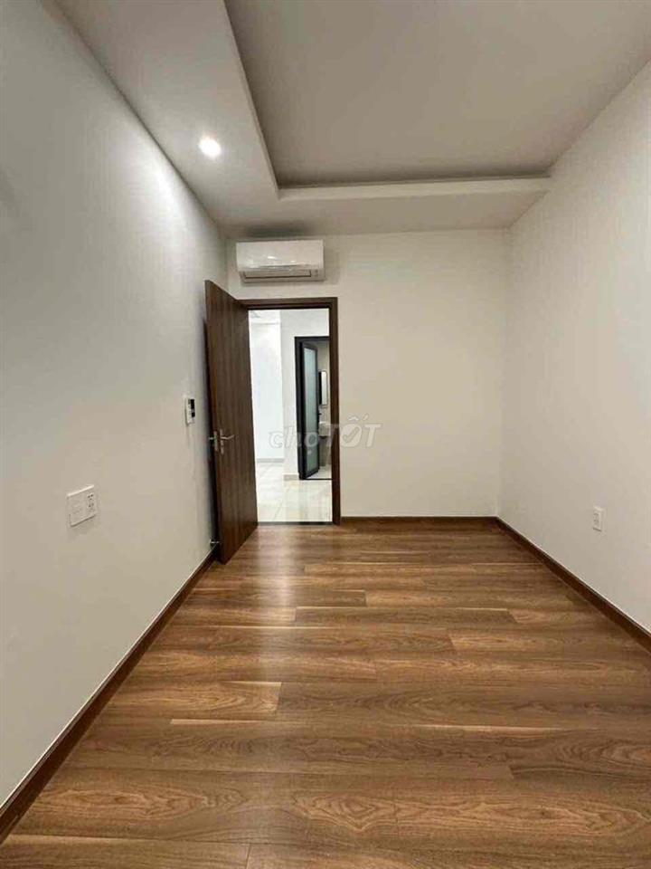chỉ 10tr thuê ngay căn q7 riverside có 3 máy lạnh nước nóng nhà mới