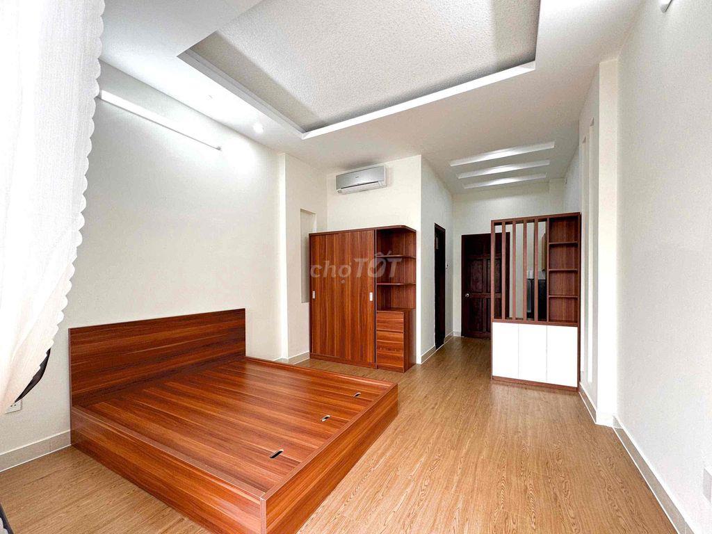 CHO THUÊ STUDIO BAN CÔNG TONE GỖ NGAY KHU CELADON TÂN PHÚ