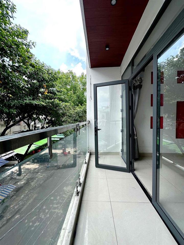 MỘT PHÒNG NGỦ TÁCH BẾP BAN CÔNG NGUYÊN TẦNG NGAY MẶT TIỀN ĐƯỜNG 🏡