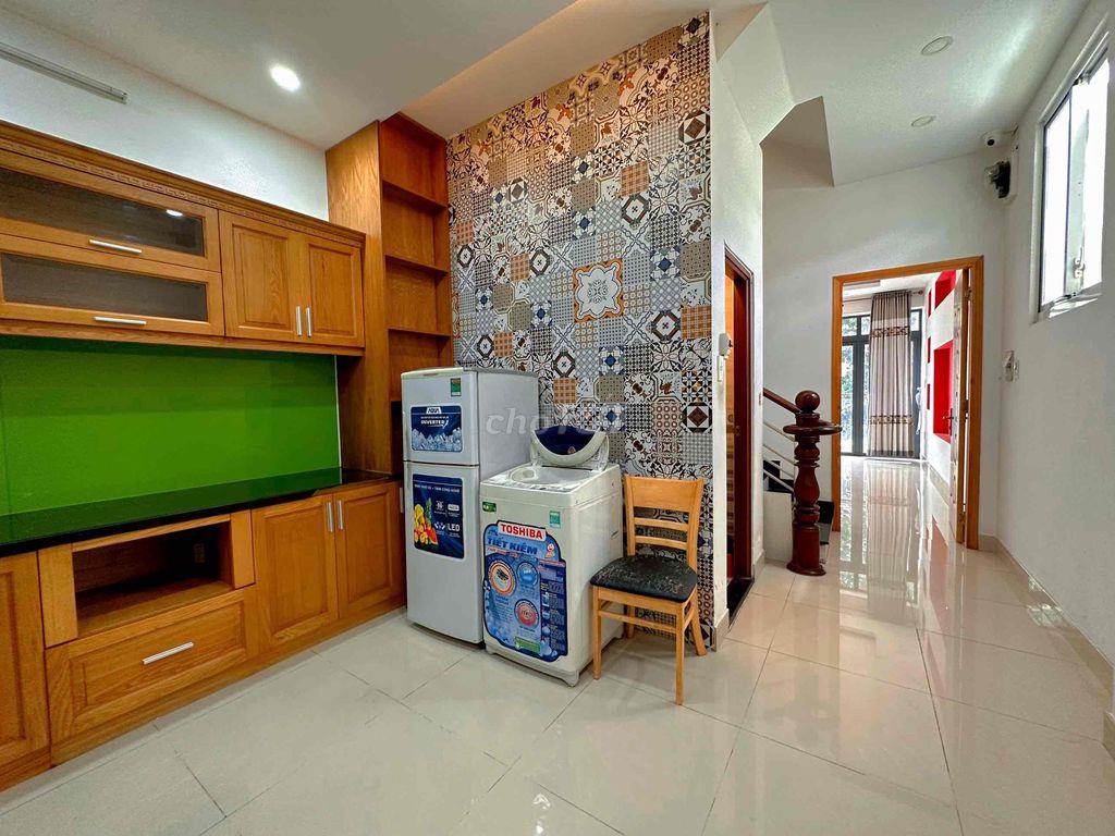 MỘT PHÒNG NGỦ TÁCH BẾP BAN CÔNG NGUYÊN TẦNG NGAY MẶT TIỀN ĐƯỜNG 🏡