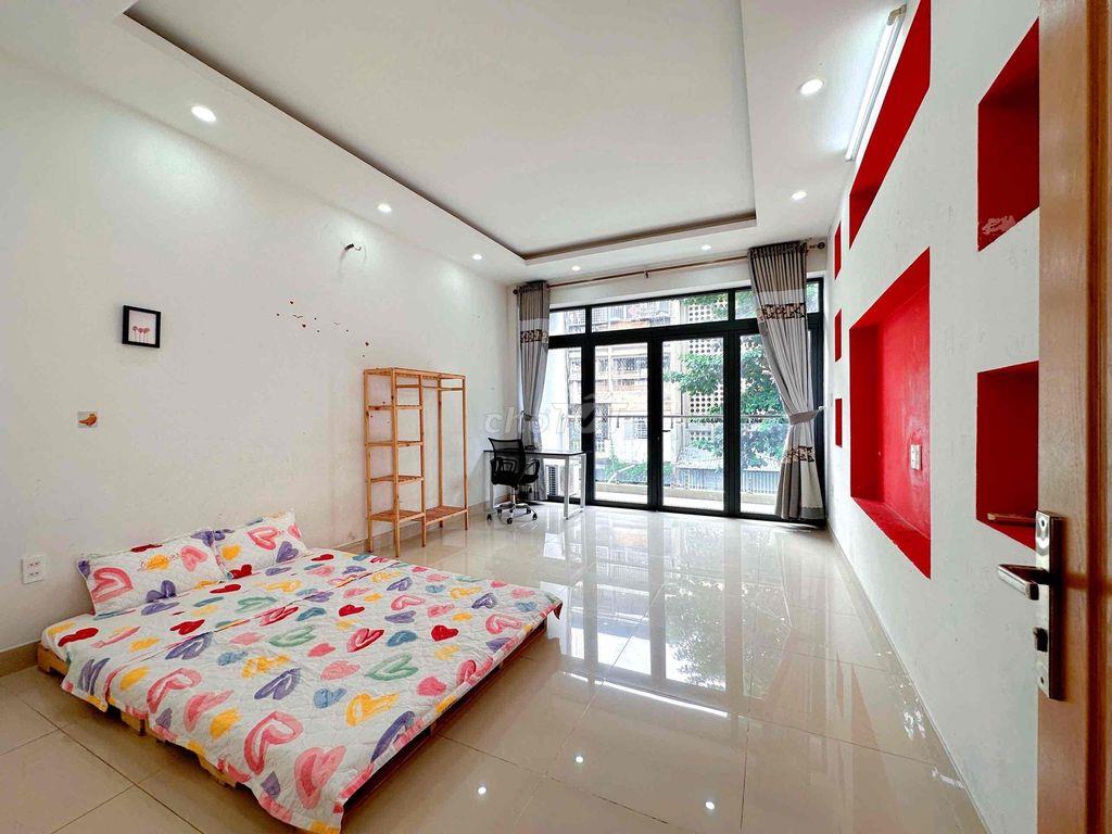 MỘT PHÒNG NGỦ TÁCH BẾP BAN CÔNG NGUYÊN TẦNG NGAY MẶT TIỀN ĐƯỜNG 🏡