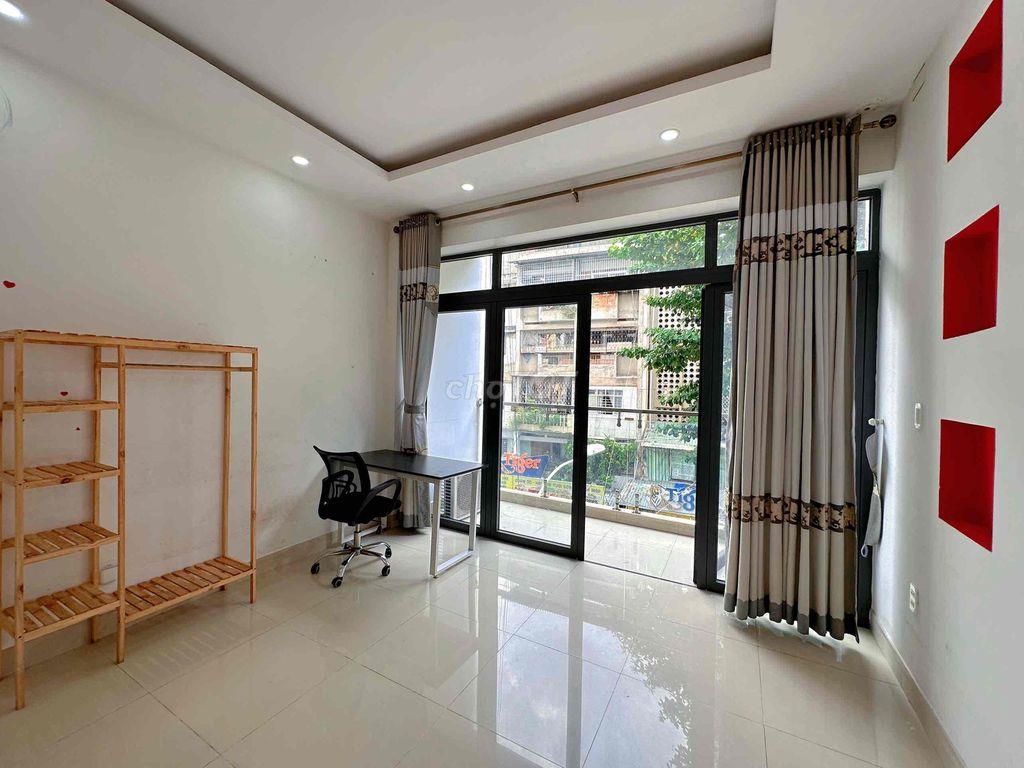 MỘT PHÒNG NGỦ TÁCH BẾP BAN CÔNG NGUYÊN TẦNG NGAY MẶT TIỀN ĐƯỜNG 🏡
