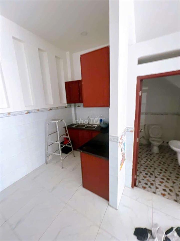 MẶT TIỀN MÃ LÒ 5,2*15M 2LẦU GIÁ 13TR
