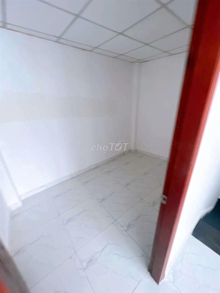 MẶT TIỀN MÃ LÒ 5,2*15M 2LẦU GIÁ 13TR