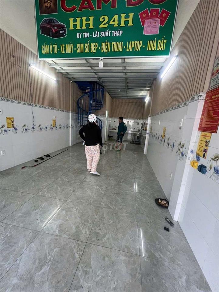 MẶT TIỀN 10*13M GÁC LỬNG SẦM UẤT 