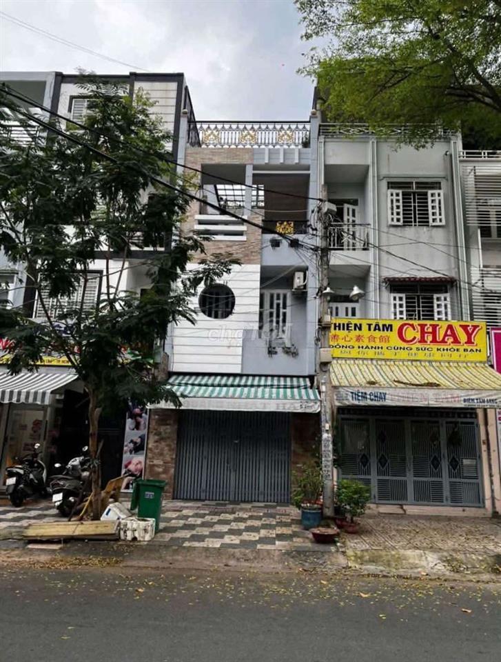 Nhà MT 4,2*25m 2 lầu st có máy lạnh 