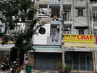 Nhà MT 4,2*25m 2 lầu st có máy lạnh 