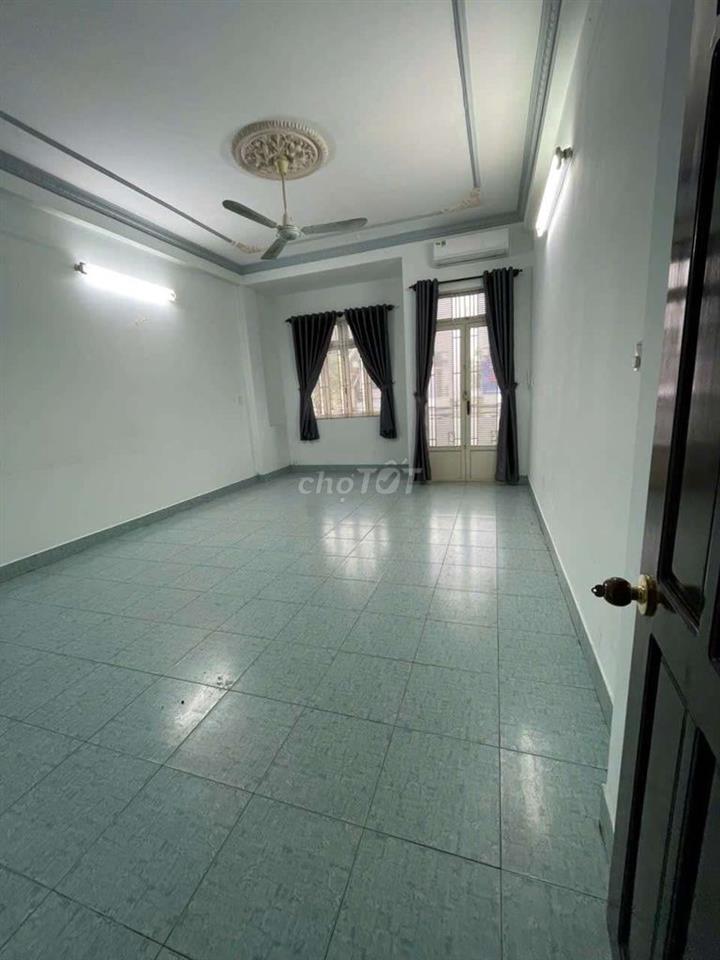 NHÀ MẶT TIỀN ĐƯỜNG 49 CHO THUÊ 