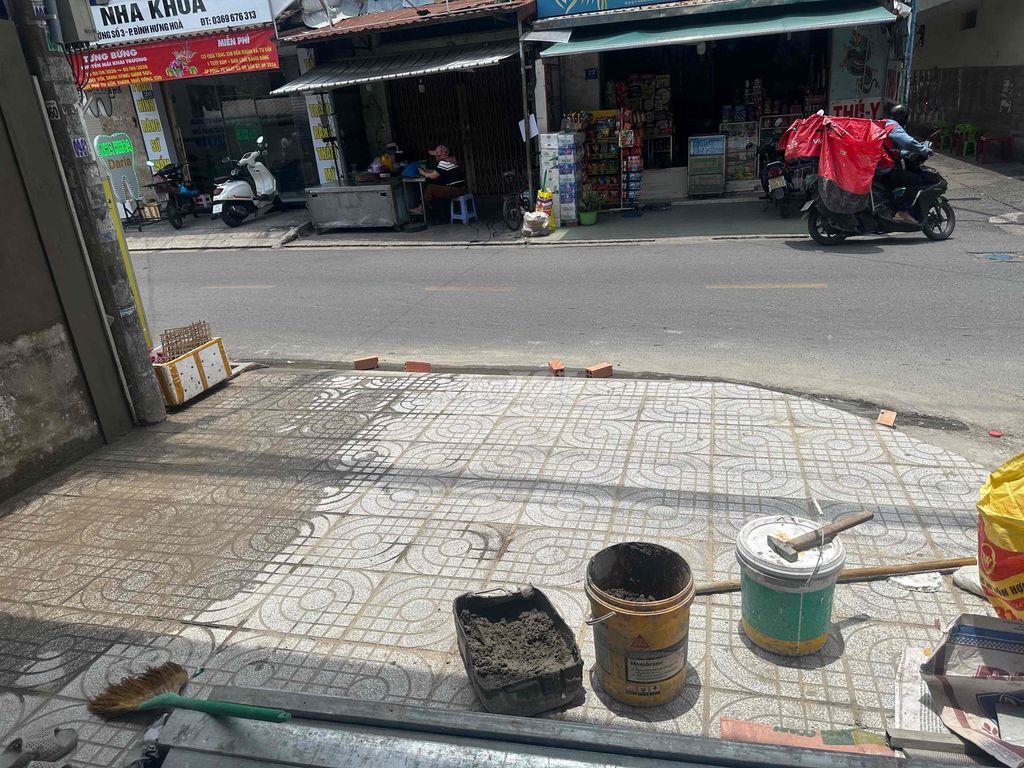 CHO THUÊ MẶT BẰNG TẦNG TRỆT KINH DOANH MỚI XÂY.