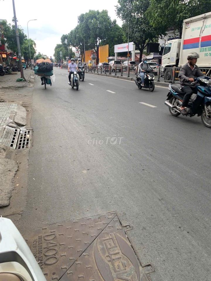 CHO THUÊ NHÀ MẶT TIỀN ĐƯỜNG QUANG TRUNG 4X15M 2L VỊ TRÍ ĐẸP KD ĐÔNG