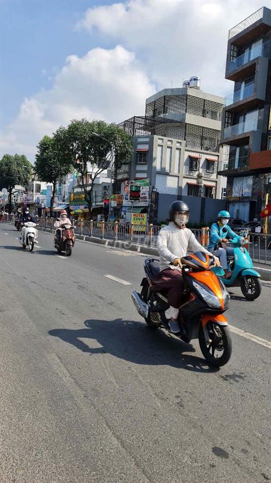 CHO THUÊ NHÀ MẶT TIỀN ĐƯỜNG LÊ QUANG ĐỊNH 8X35M 3L KHU KD ĐÔNG ĐÚC