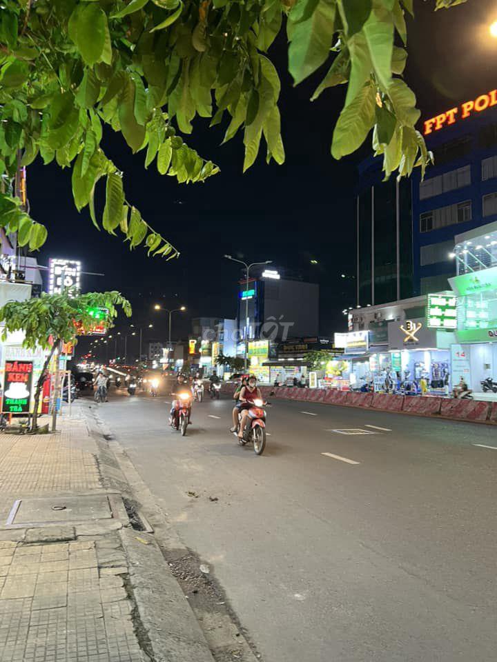 NHÀ CHO THUÊ MẶT TIỀN ĐƯỜNG NGUYỄN VĂN KHỐI 8X20M CẤP 4 TRỐNG SUỐT