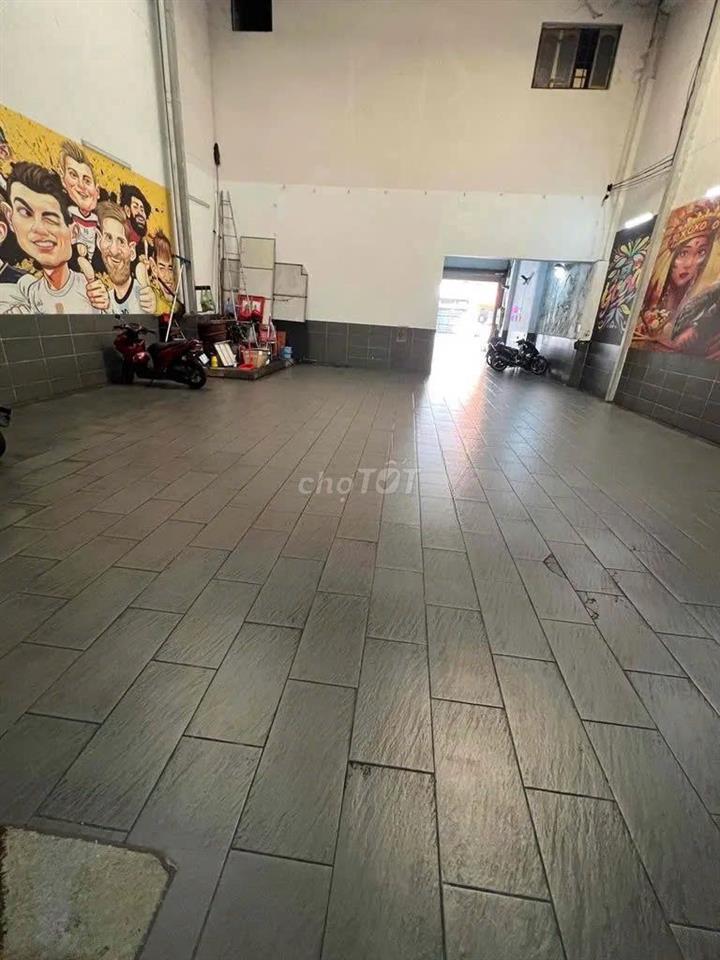 CHO THUÊ NHÀ MẶT TIỀN ĐƯỜNG ÂU CƠ NGANG 6M NỞ HẬU TỔNG DTSD 900M2