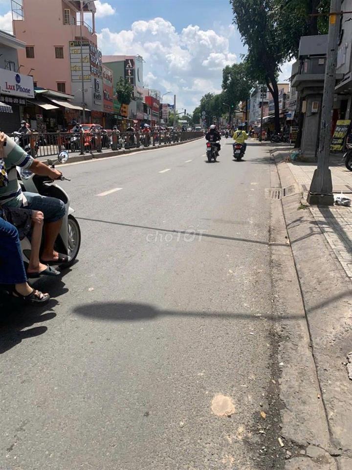 CHO THUÊ NHÀ CĂN GÓC 2 MẶT TIỀN ĐƯỜNG QUANG TRUNG 4X25M 2L