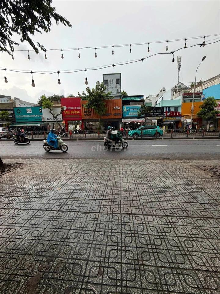 CHO THUÊ NHÀ MẶT TIỀN ĐƯỜNG QUANG TRUNG 7,8X42M 2L SUỐT KD ĐA NGÀNH
