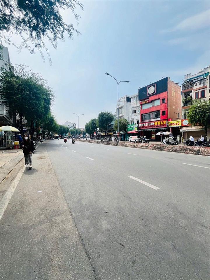 CHO THUÊ MBKD GÓC 2 MẶT TIỀN ĐƯỜNG DƯƠNG BÁ TRẠC 30X20M CÓ 1 LẦU 