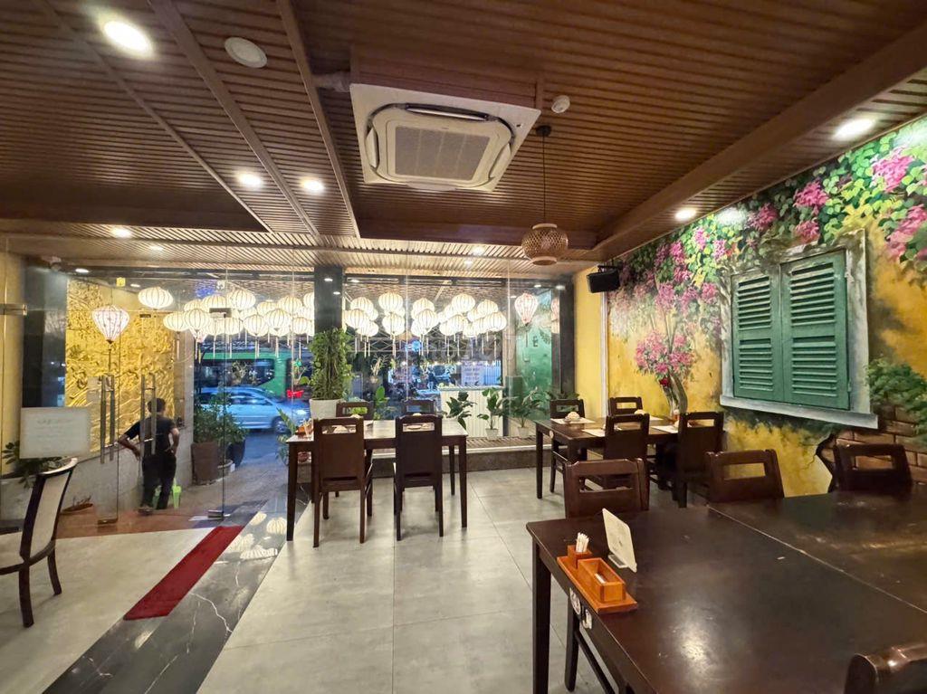 CHO THUÊ TOÀ NHÀ MẶT TIỀN ĐƯỜNG DƯƠNG ĐỨC HIỀN 7,6X20M 4L CÓ THANG MÁY