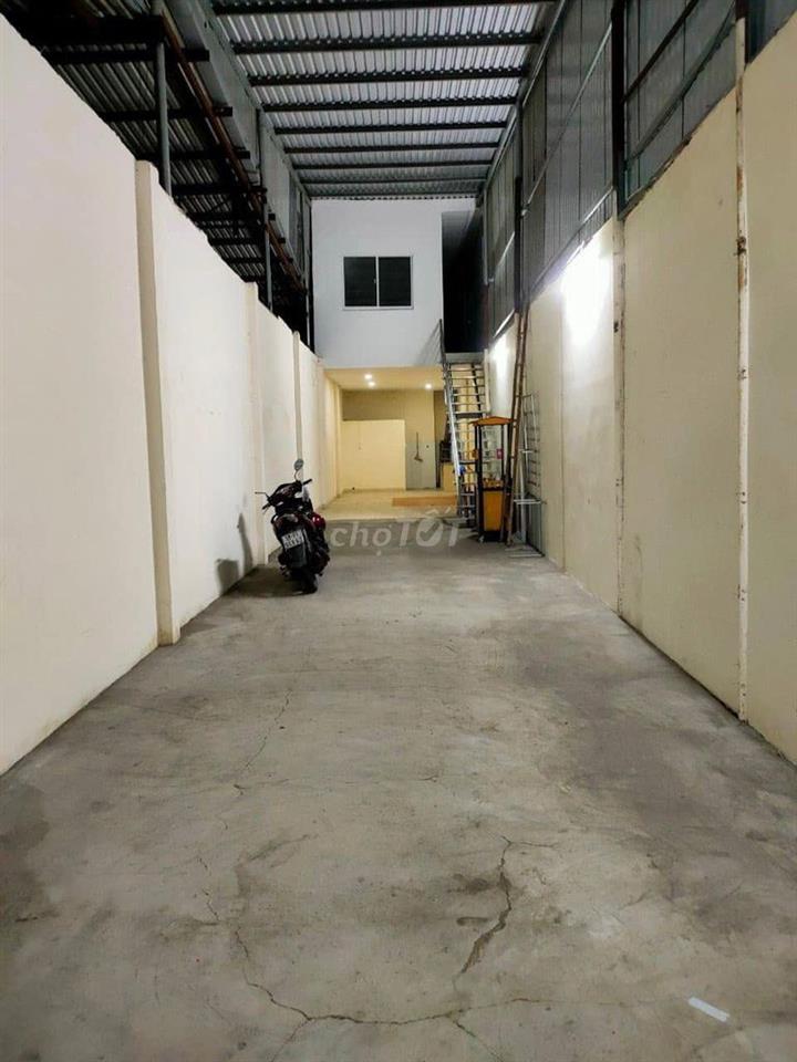 CHO THUÊ NHÀ MẶT TIỀN ĐƯỜNG PHAN HUY ÍCH 4X28,5M CẤP 4 THÔNG SUỐT