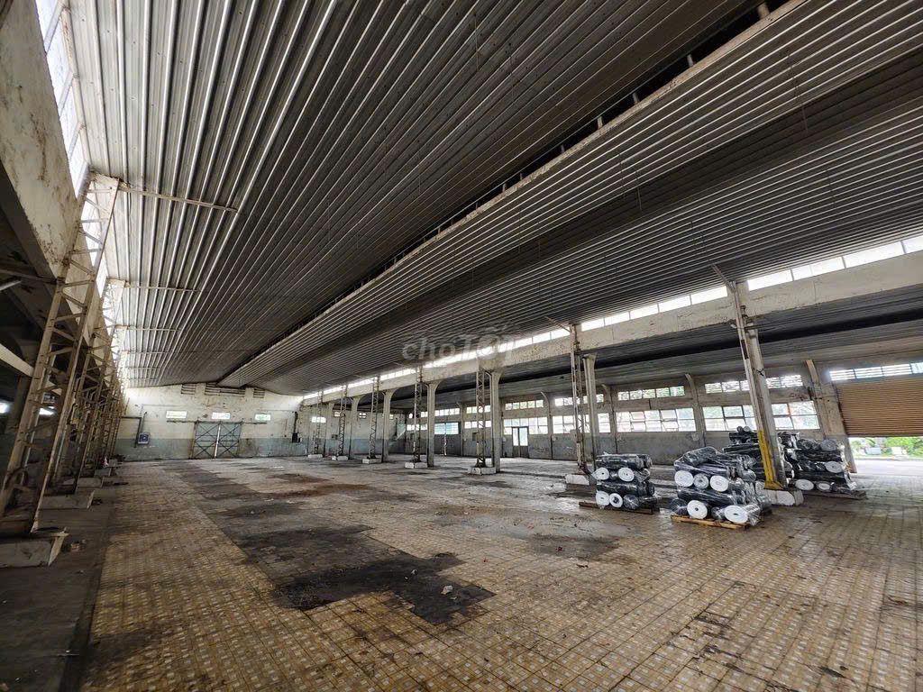 CHO THUÊ KHO MẶT TIỀN ĐƯỜNG TRẦN VĂN DƯ 35X72M CÓ SÂN VÀ VP, PCCC