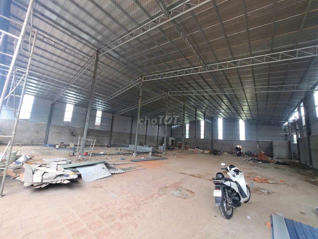 CHO THUÊ KHO MẶT TIỀN ĐƯỜNG TRẦN VĂN DƯ 35X72M CÓ SÂN VÀ VP, PCCC